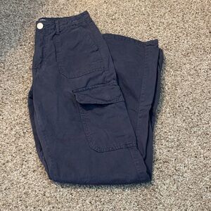 Zara Women’s Gray Cargo Pants